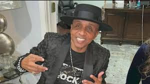Chicago Mike Death : Michael Sumler Obituary : Michael Sumler Passed Away – Member Of Kool and the Gang Michael Sumler AKA Chicago Mike Dies In Fatal Accident