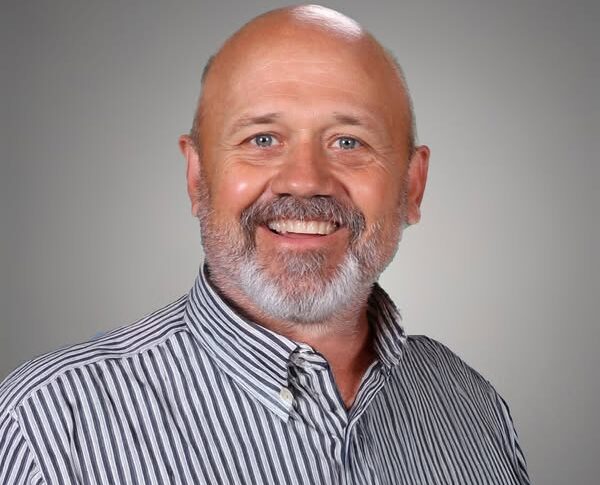EJ Rotherham Oregon Obituary, Cause of Death: Springfield Public Schools longtime Assistant Principal at Agnes Stewart Middle School, EJ Rotherham Dies Suddenly